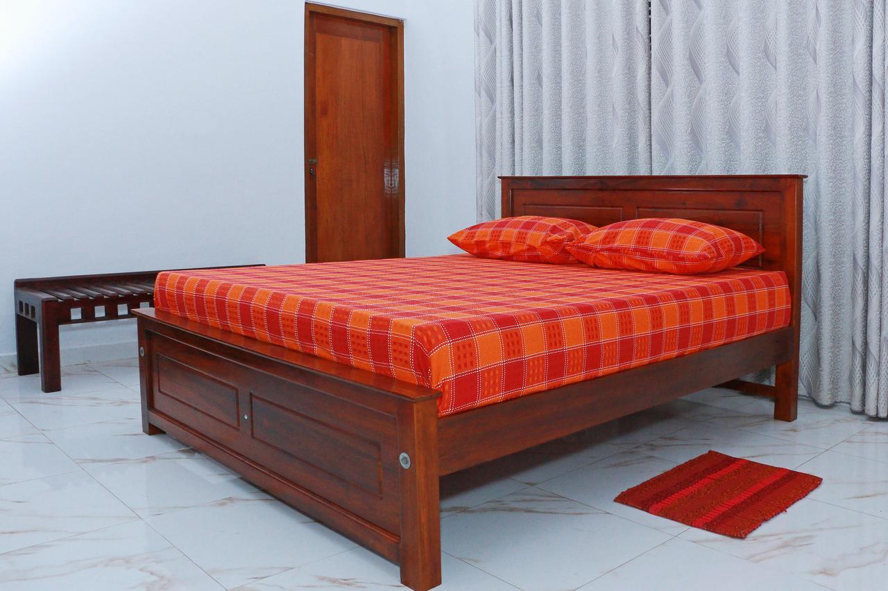 Peak View Holiday Resort Ratnapura Exterior photo