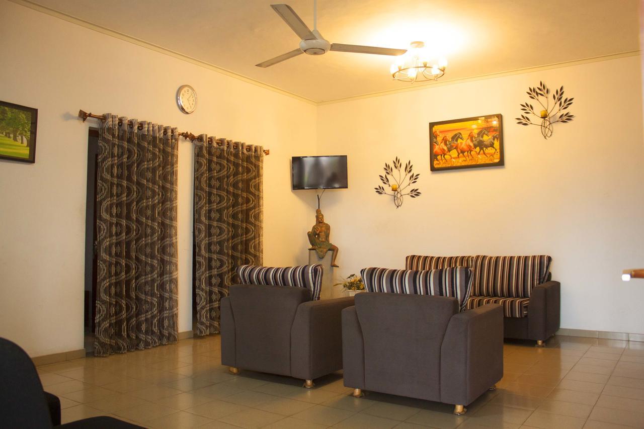 Peak View Holiday Resort Ratnapura Exterior photo