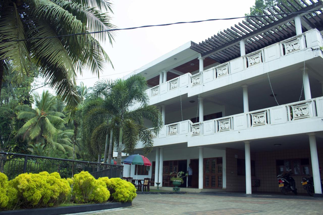Peak View Holiday Resort Ratnapura Exterior photo